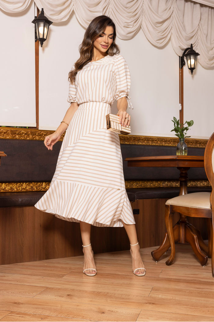 CONJUNTO CREPE LISTRADO COM GRIPIR NA BLUSA - 04654