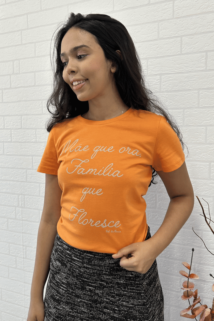 T-SHIRT 100% ALGODAO MAE QUE ORA FAMILIA QUE FLORESCE - 05906