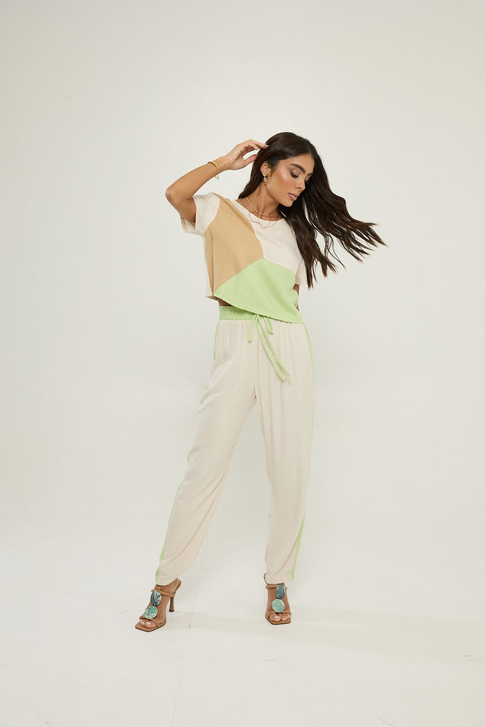 Cropped com Recortes