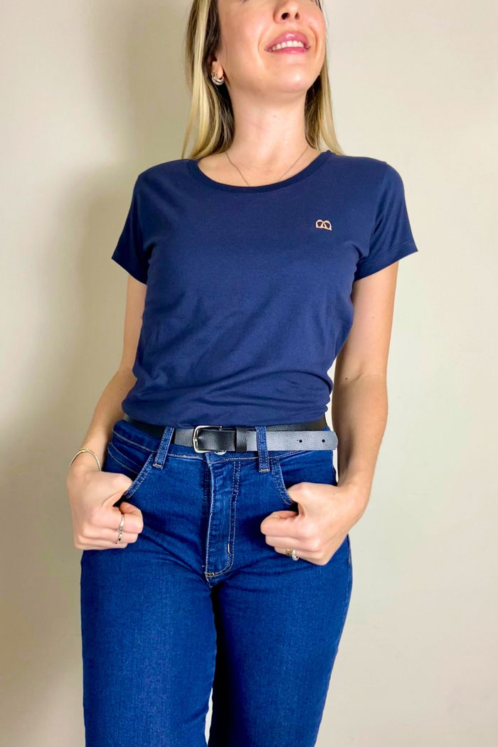 CAMISETA FEMININA BÁSICA LOGO EM GEL RELEVO (BF01)