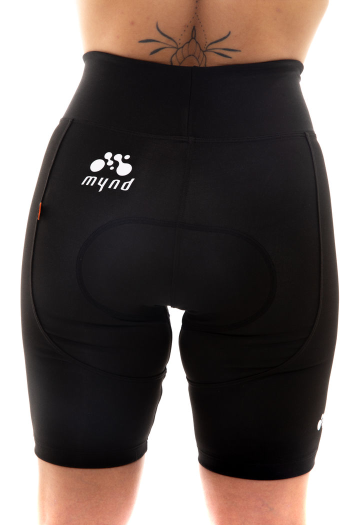 Bermuda Ciclismo Feminina First