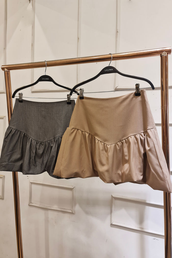 Saia Balonê Alfaiataria Risca de Giz 2 Cores