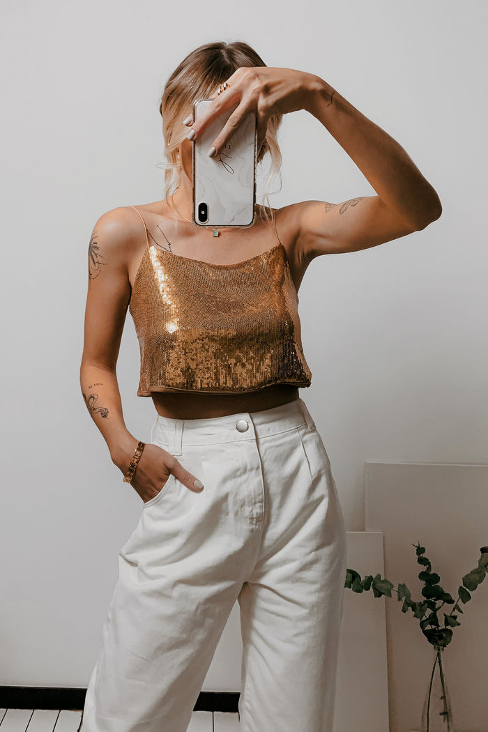 Alicnha Paetê Cropped Dourado