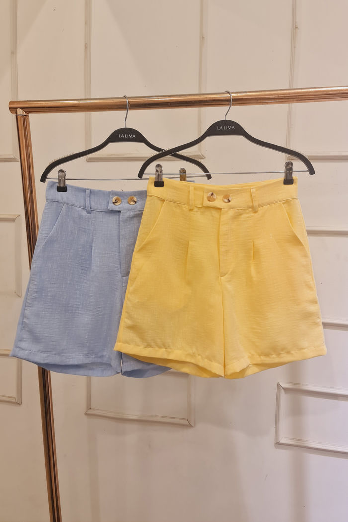 Bermuda Alfaiataria 2 Botões Amarelo e Azul