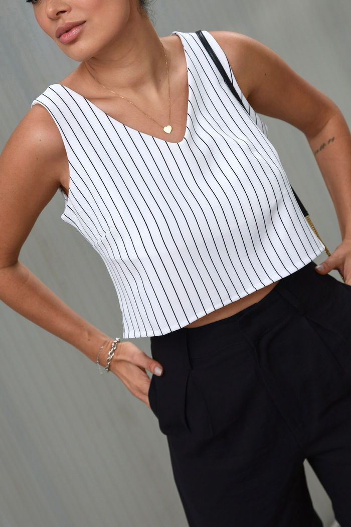 Regata Cropped Alfaiataria Risca de Giz