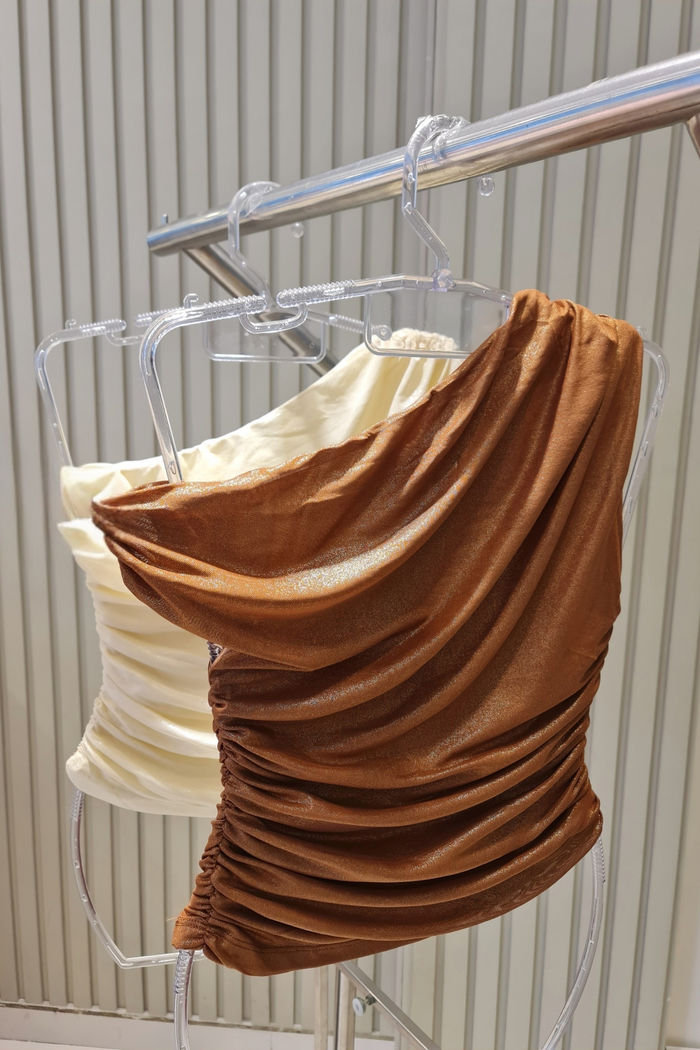 Blusa Drapeada em Tule de Brilho 2 Cores