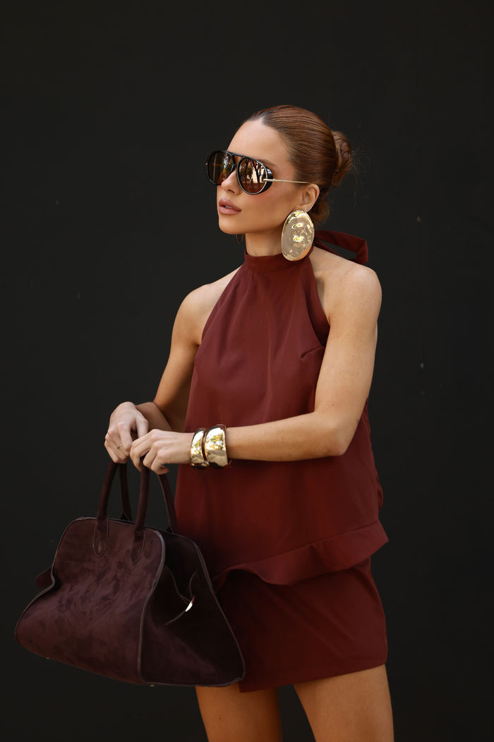 Blusa Frente U Babados Gola Alta 2 cores