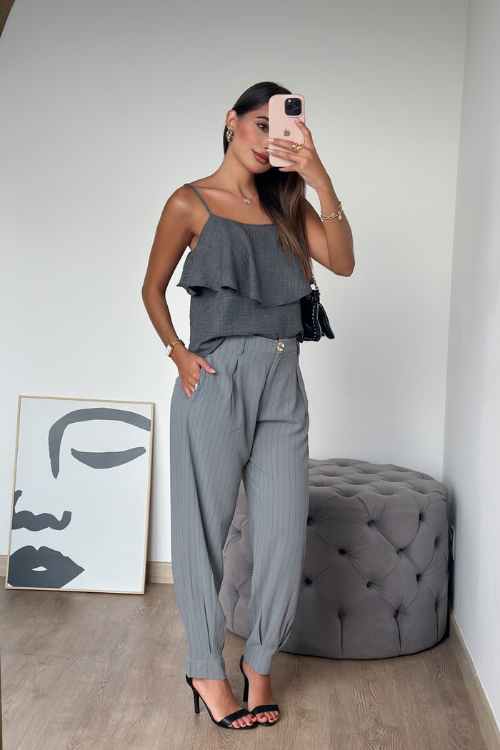 Calça Cenoura Risca de Giz 4 Cores