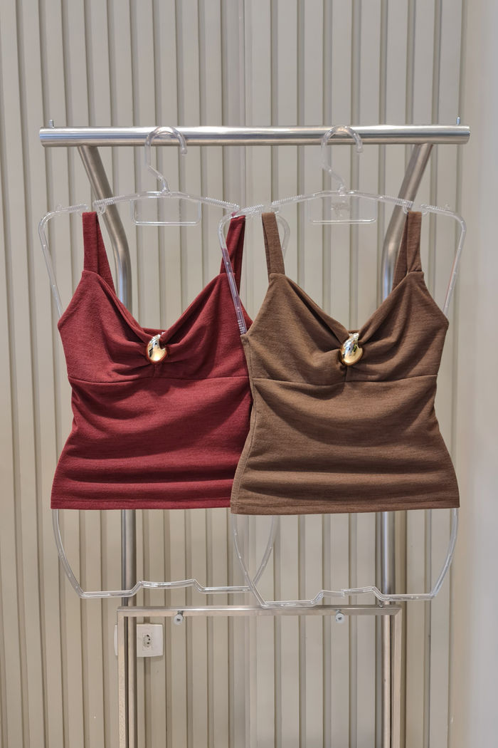 Blusa Alças Largas Pigente Frontal  2 Cores