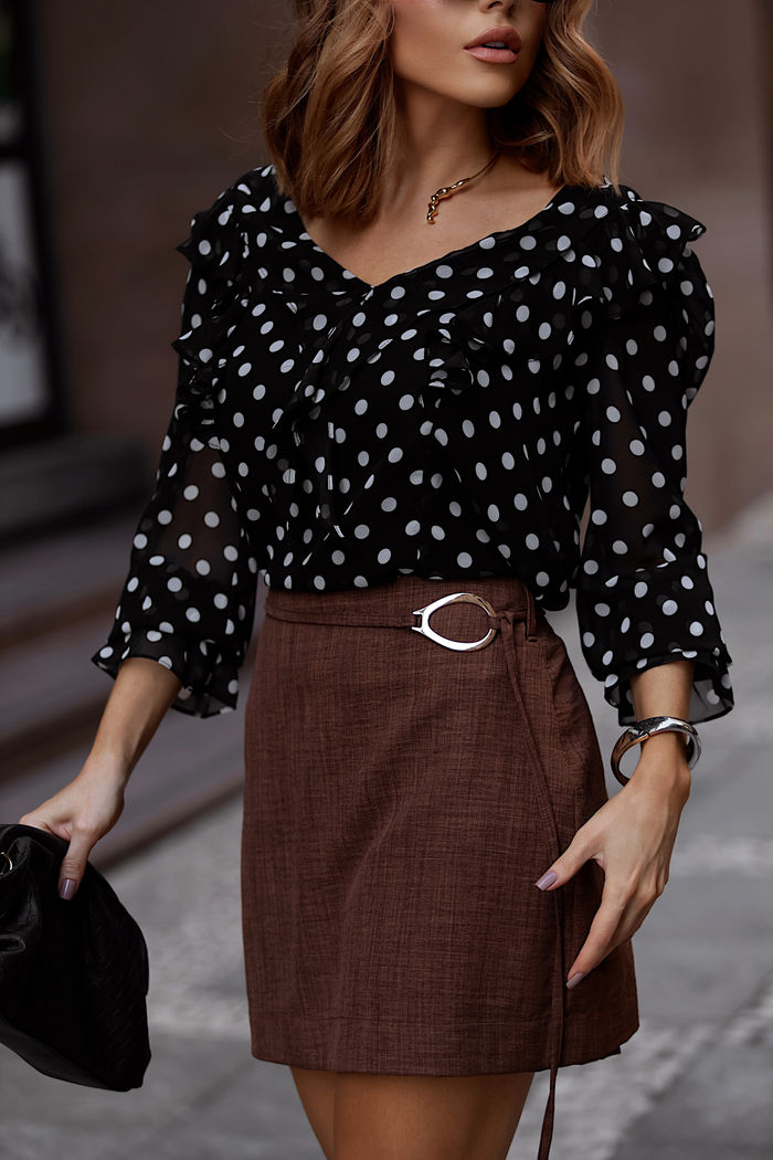 Bata de Babados em Chiffon de Poá com Alcinha forro