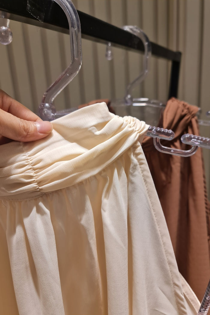 Regata Túnica Mullet em Crepe Texturizado com Gola Alta 2 Cores