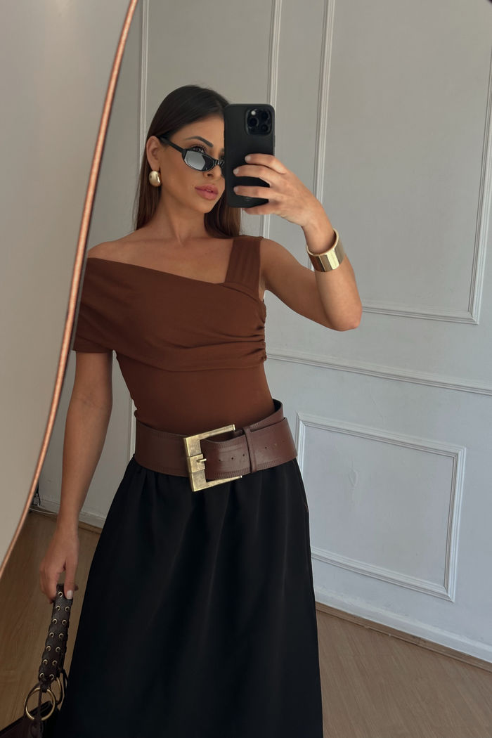 Regata Assimétrica com Pala Drapeada 2 Cores