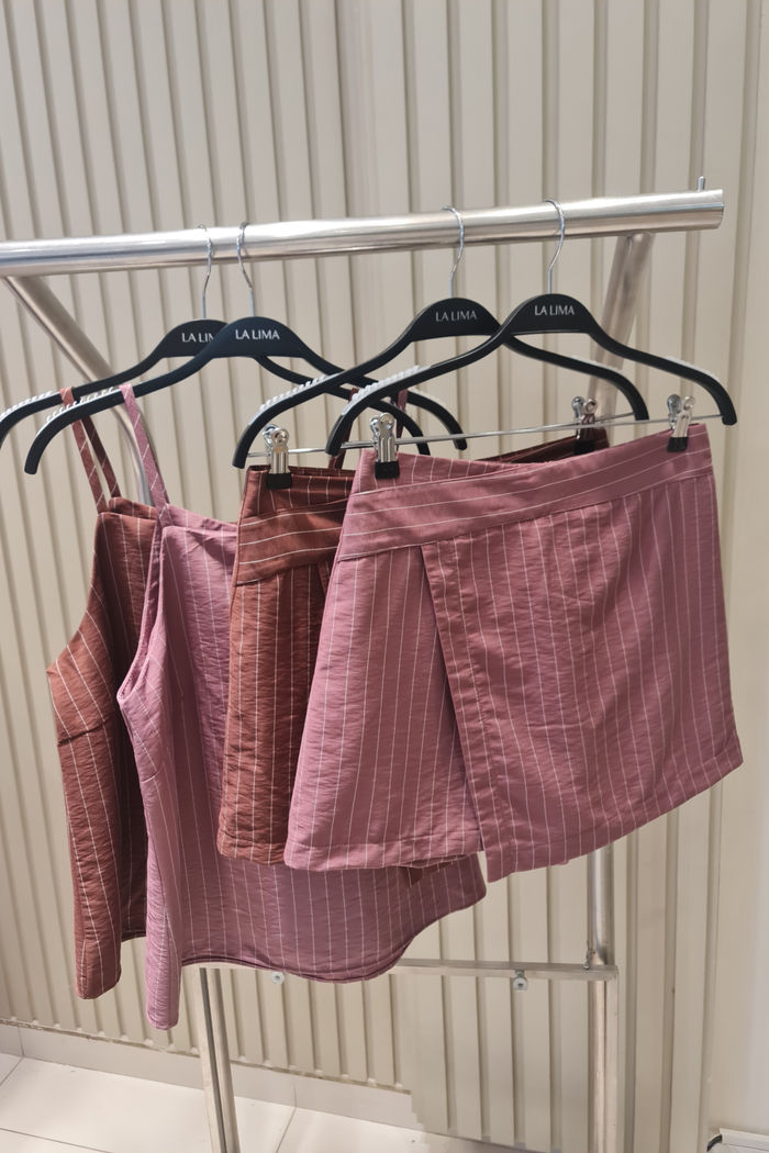 Short Saia Risca de Giz Marrant 2 Cores