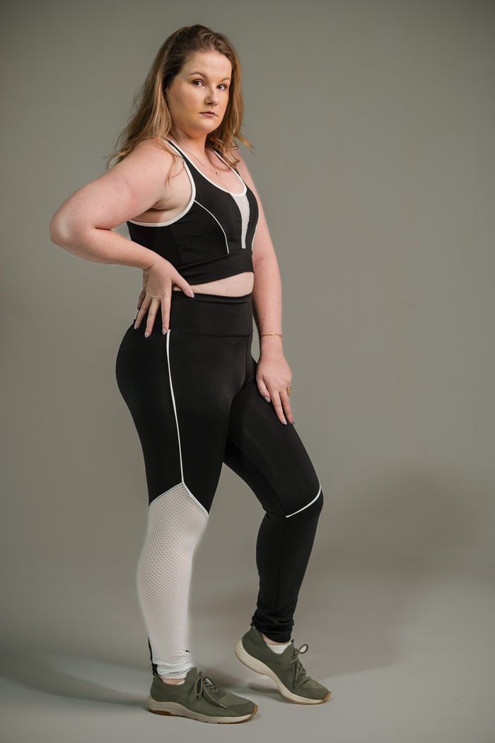 Calça Legging Com Filete e Tela