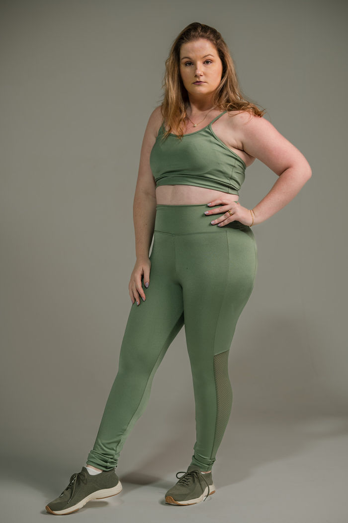 Calça Com Tela Lateral