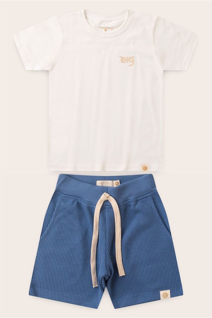 Conjunto Menino Camiseta Off Natural e Bermuda Azul Anil