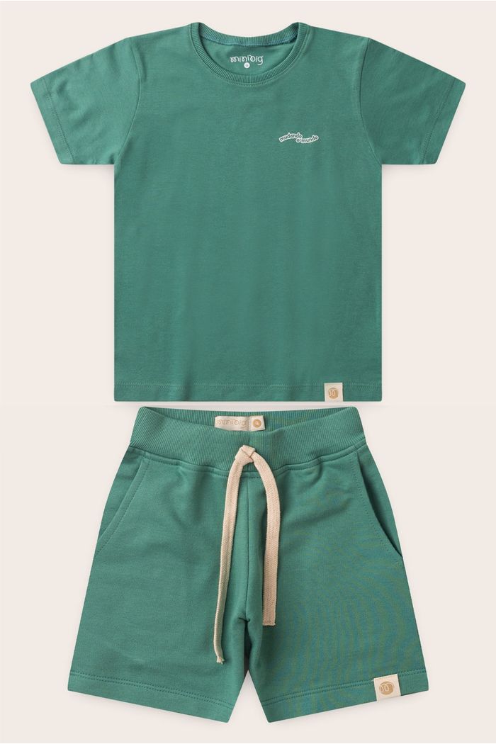 Conjunto Menino Camiseta Verde Folha e Bermuda Verde Folha