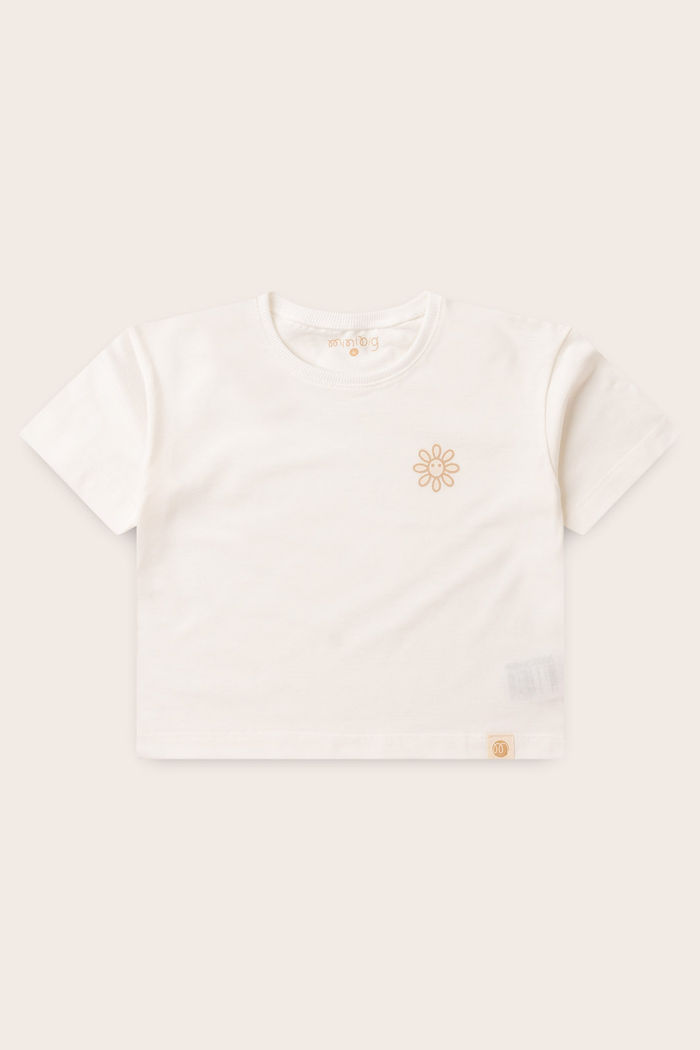 Conjunto Menina Blusa Box Manga Curta Off Natural e Shorts Rosa Coral