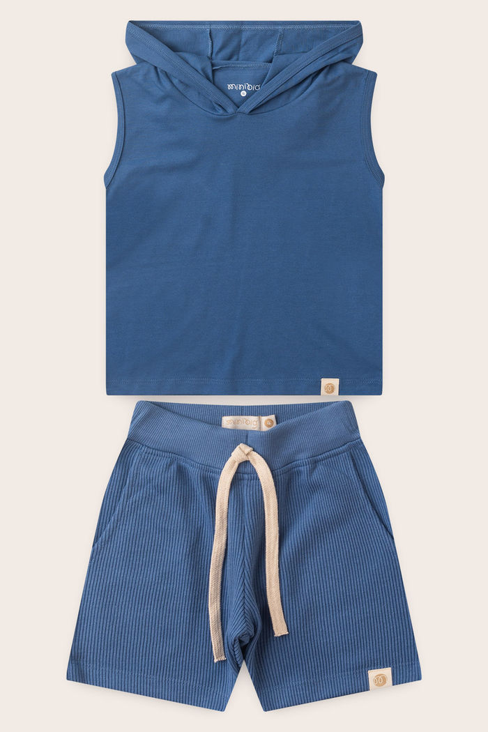 Conjunto Menino Regata Over com Capuz Azul Anil e Bermuda Azul Anil