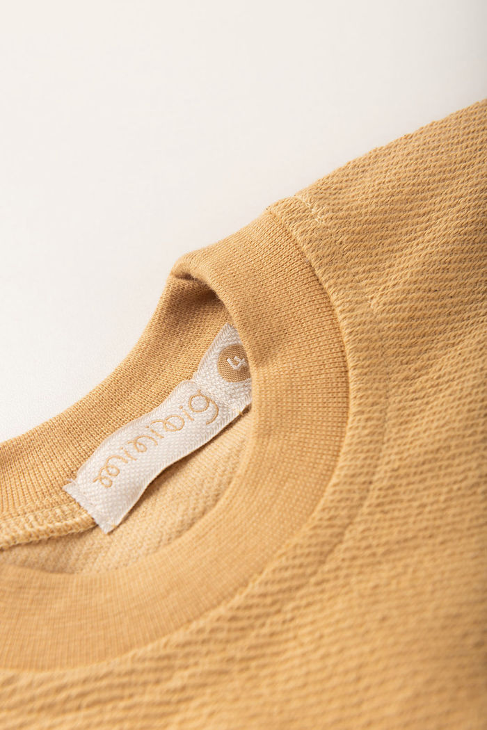 Conjunto Infantil Menina De Blusa e Saia Moletom Algodão Com Poliéster Sustentável e Tingimento Natural - Amarelo Âmbar