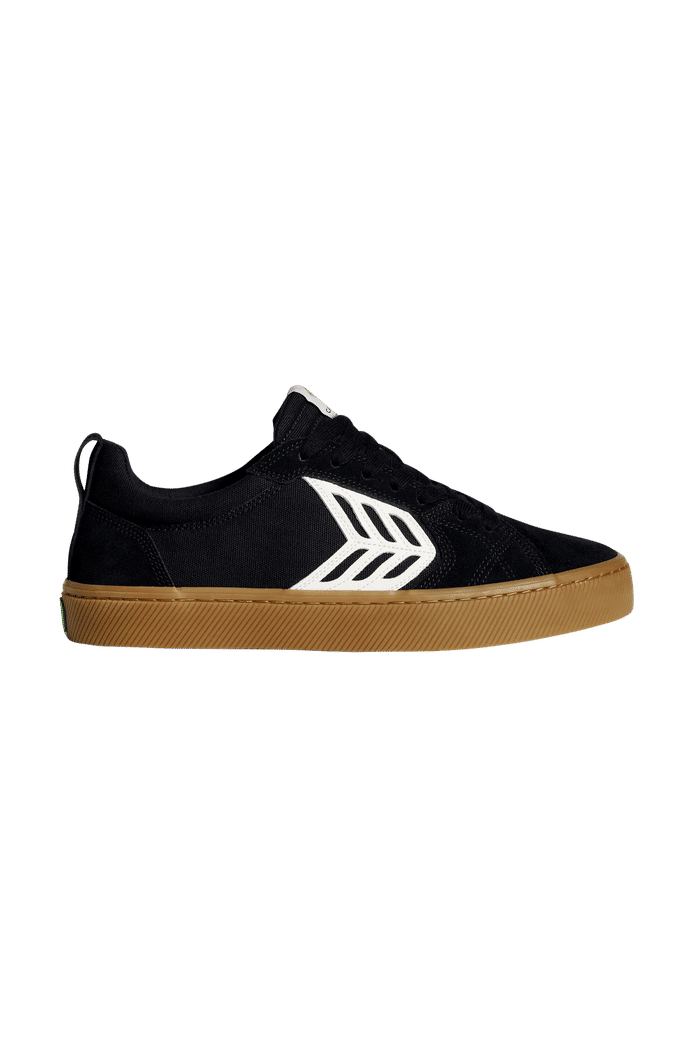 Tênis Cariuma Catiba Pro Low Preto Chiclete/Branco