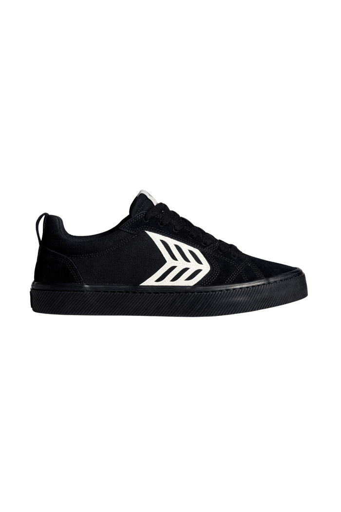 Tênis Cariuma Catiba Pro Low Preto/Branco