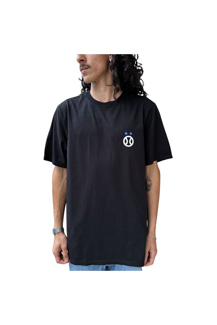 Camiseta Öus Base Preta