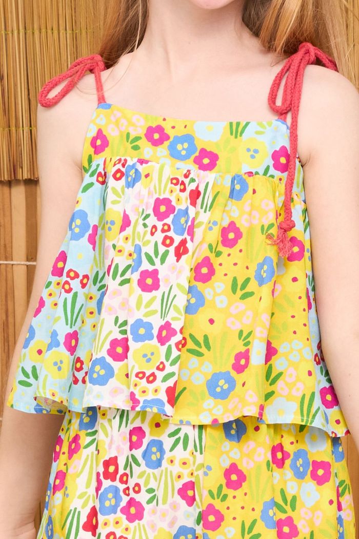 Conjunto estampado com alcinhas