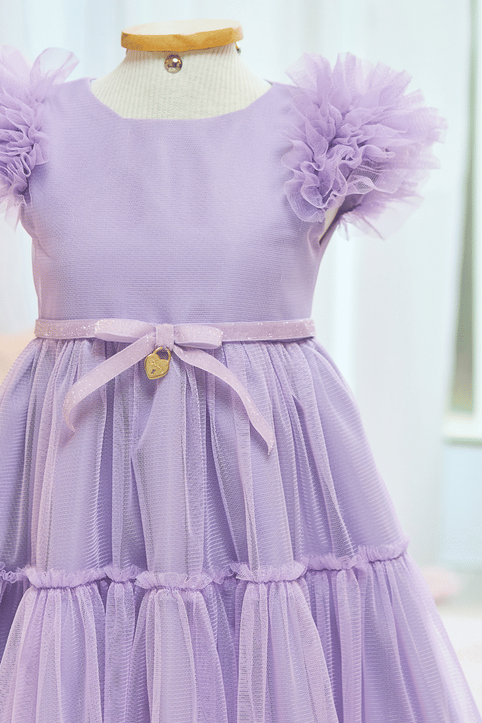 Vestido de tule lilás