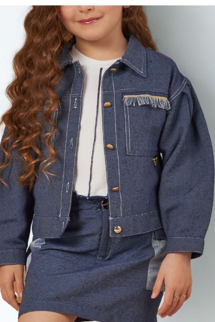 Jaqueta jeans com coração costas