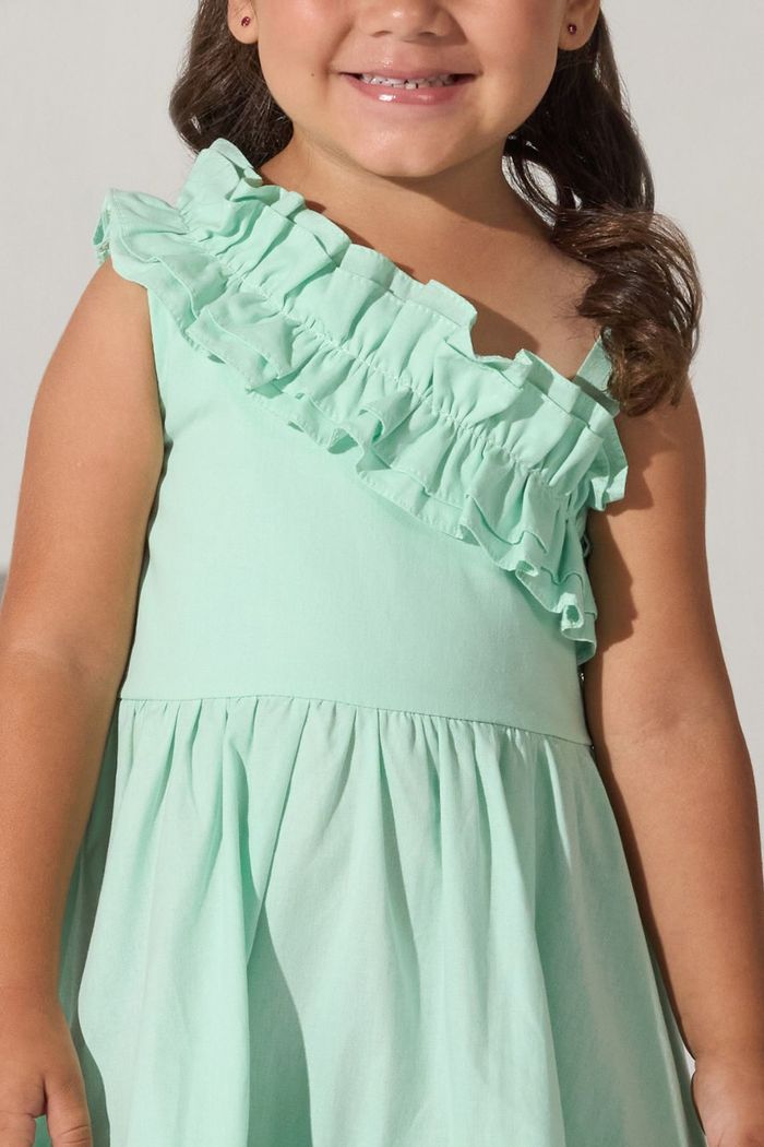 Vestido com babado transpassado no decote