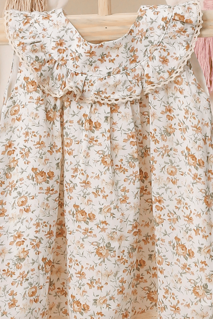 Vestido de tricoline estampado sem mangas