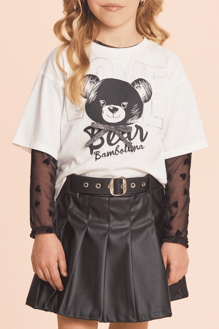 Saia colegial de couro