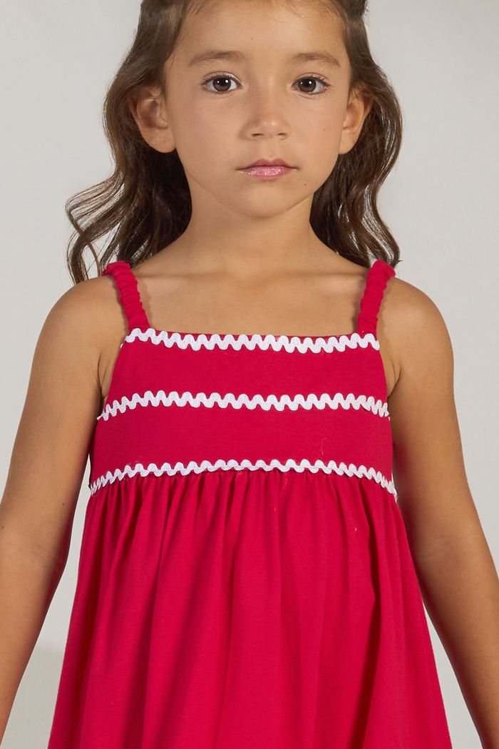 Vestido de malha com detalhe de sianinha