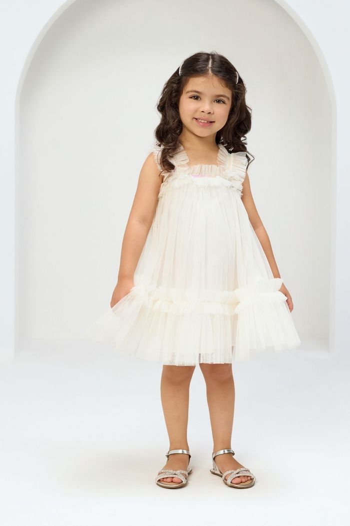 Vestido de tule com paete no decote e alças