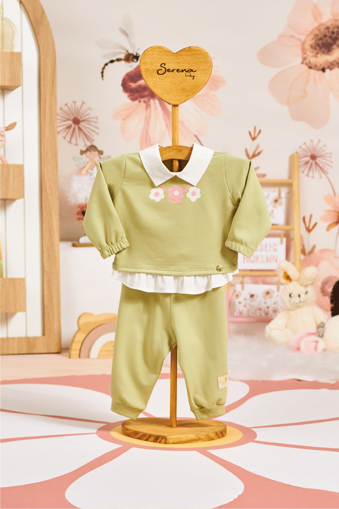 Conjunto blusa de moletinho com gola de tricoline e calça de moletinho