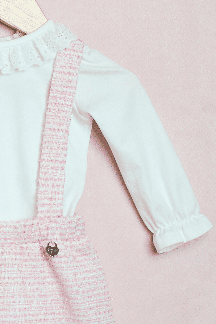 Conjunto body modal suede e saia de tweed