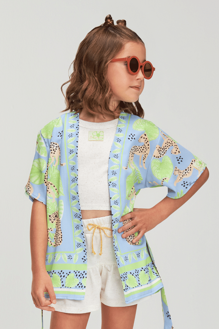 Kimono com estampa de onça e folhagem