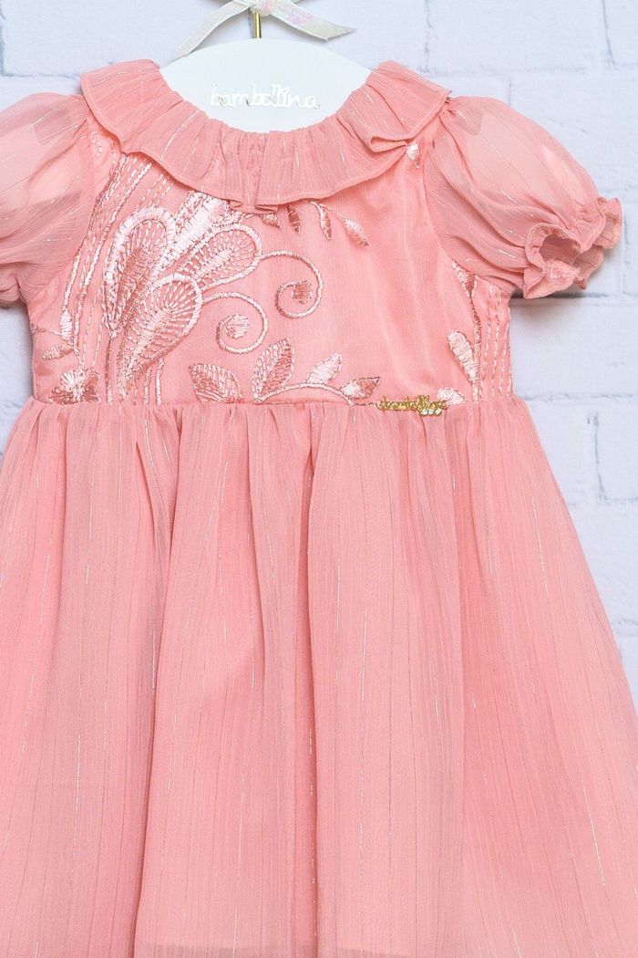 Vestido de chiffon e tule bordado