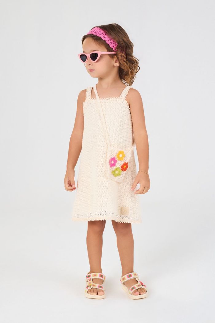 Vestido com bolsa det. de florzinhas