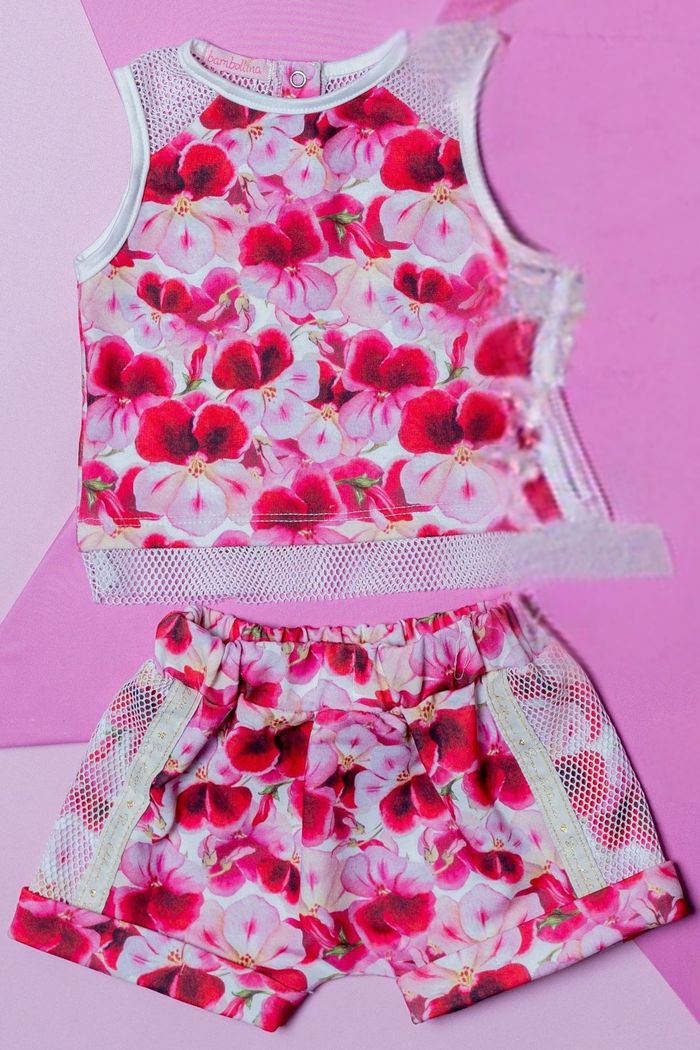 Conjunto blusa e shorts estampa floral