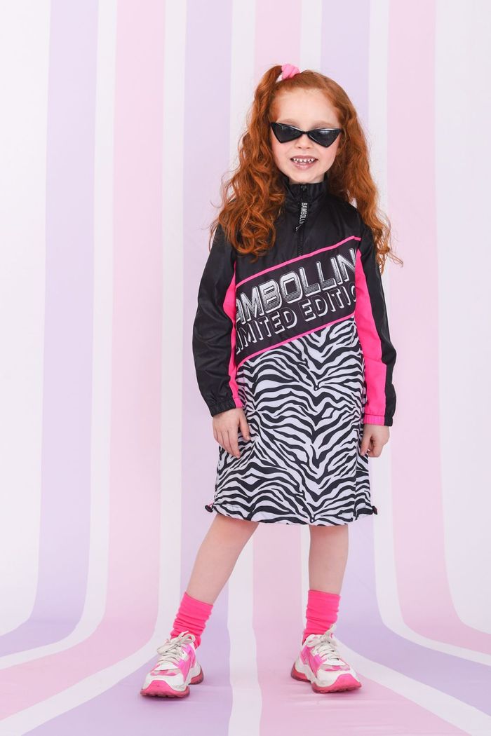Vestido de quebra vento estampa zebra