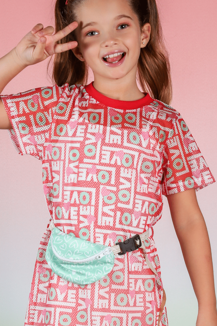 Conjunto vestido sobreposição de tela com pochete