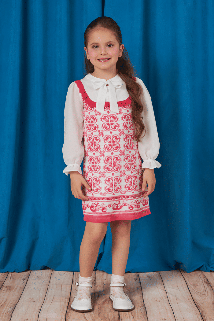 Vestido estampado rosa e branco