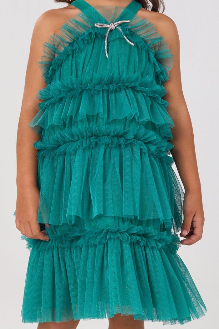 Vestido de tule com laço no peito