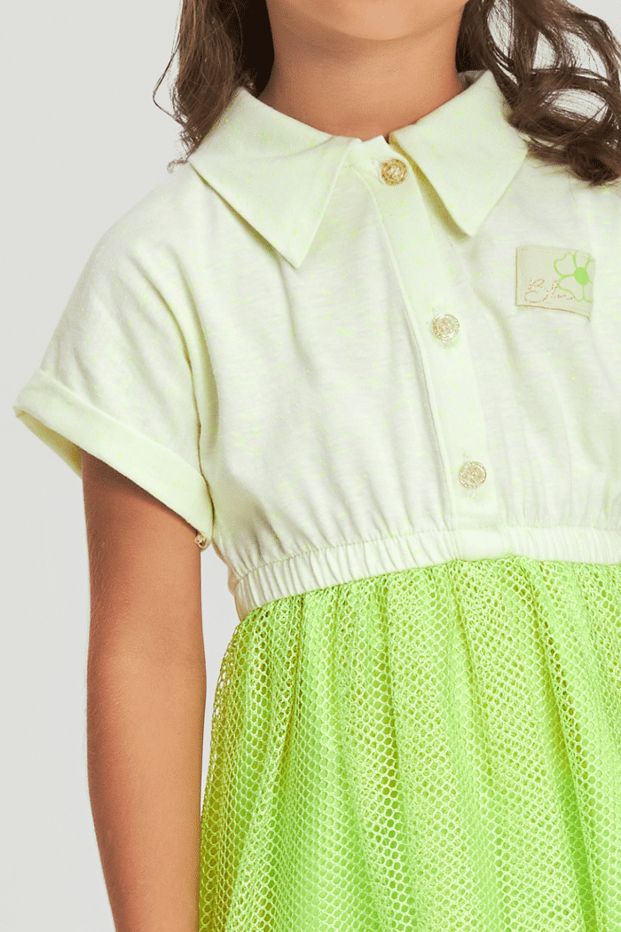 Vestido com saia de tela