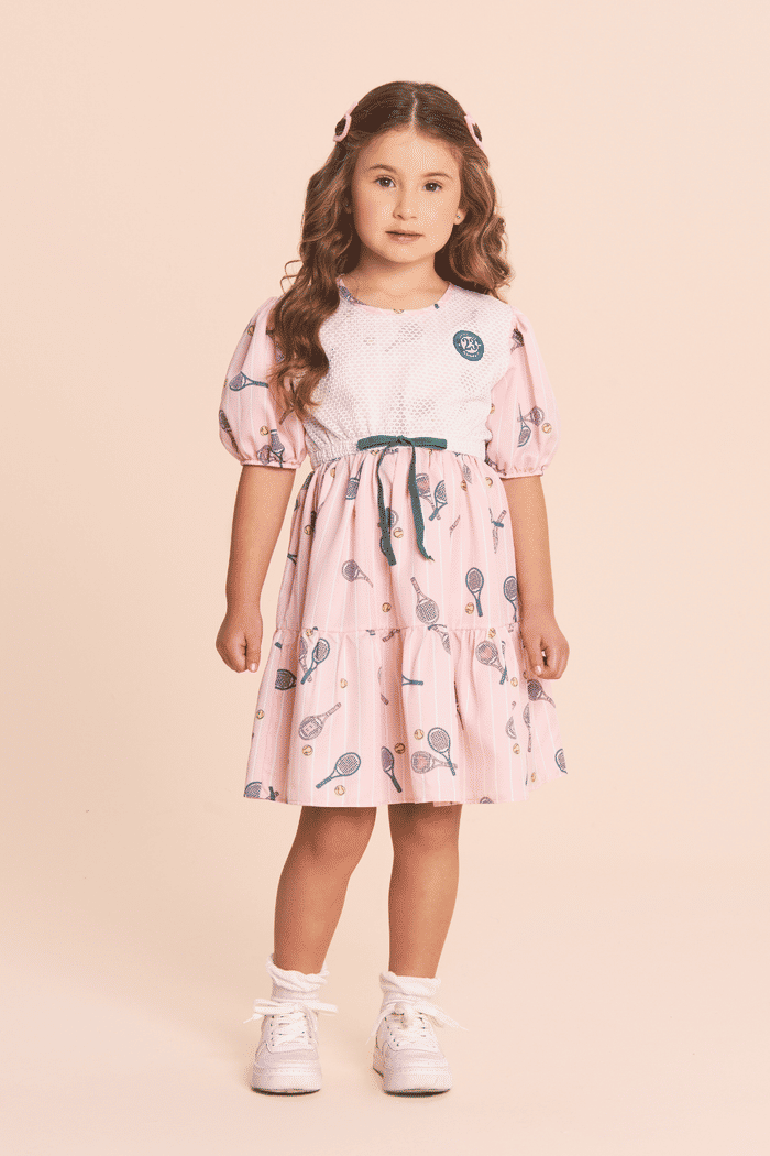 Vestido com estampa e tela