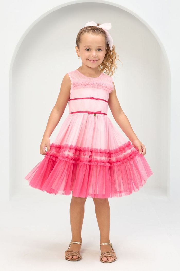 Vestido de tule com laços