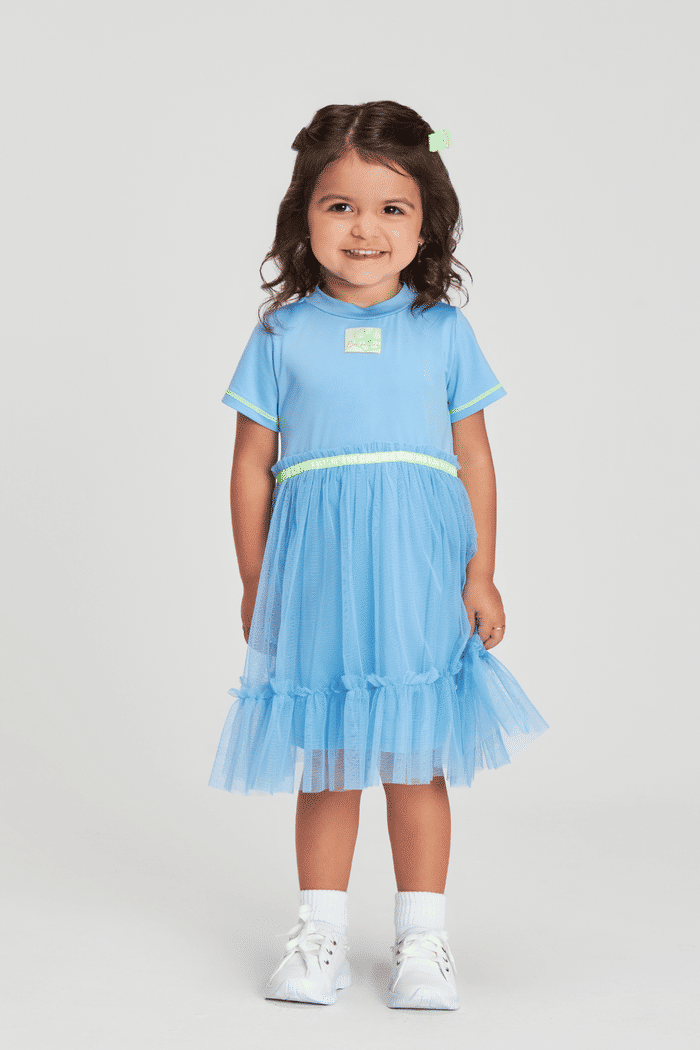 Vestido de malha com tule