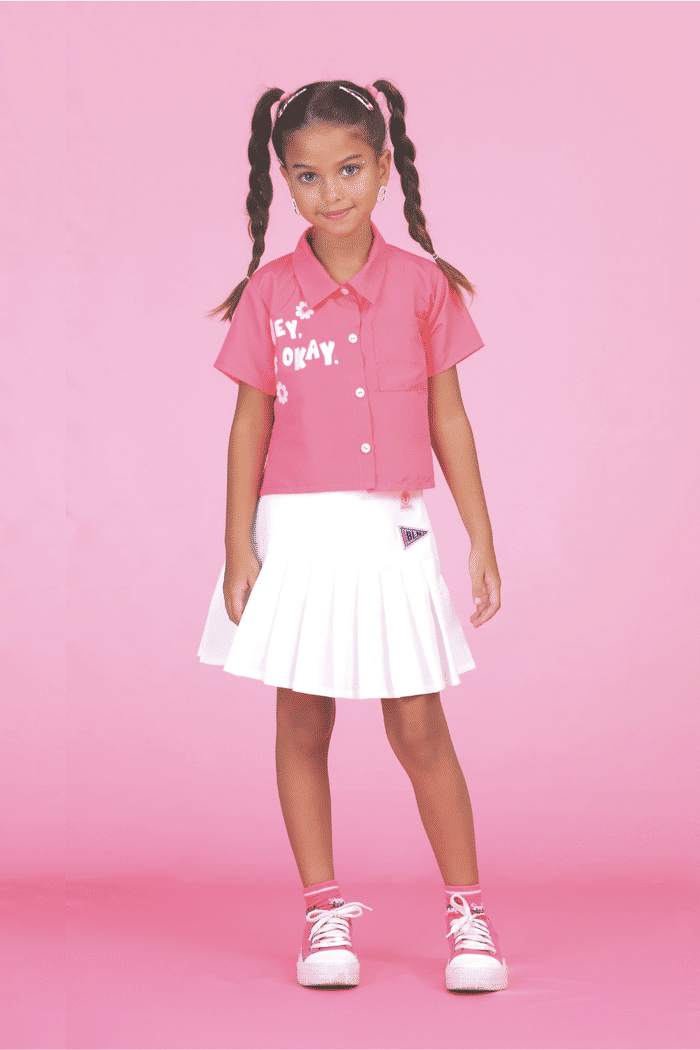 Camisa cropped manga curta com estampa